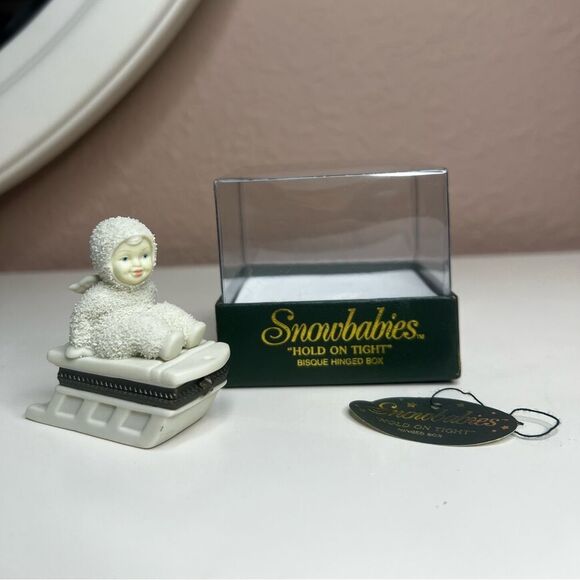 3/$20 Snowbabies Hold on Tight Hinged Box - Picture 4 of 13